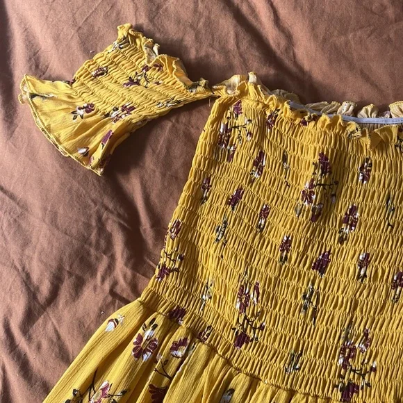 Dress - Picture 5 of 5